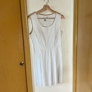 White eyelet size 6 mini fit n flare dress